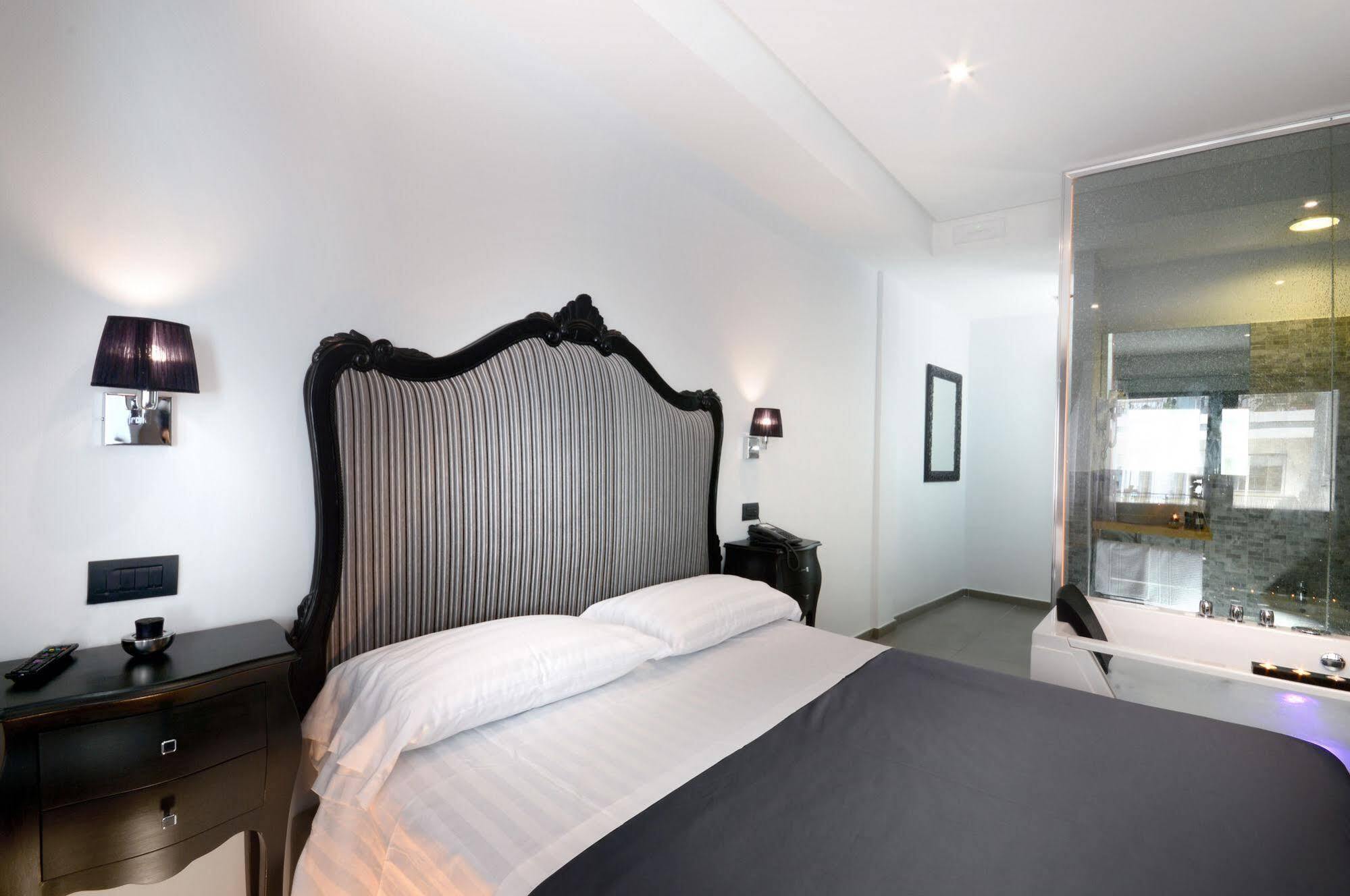 Barbarella Suite Napoli Eksteriør bilde
