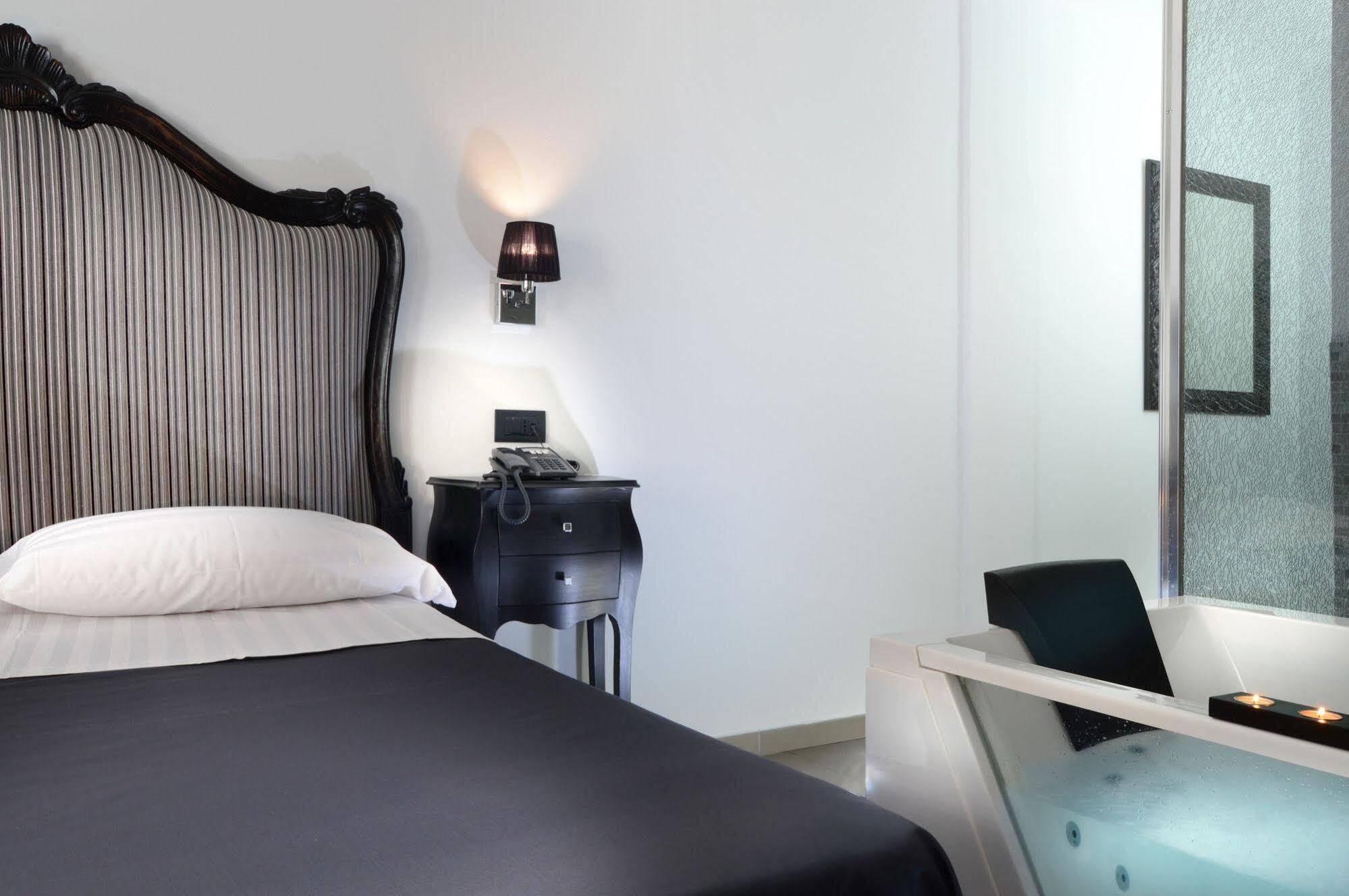 Barbarella Suite Napoli Eksteriør bilde