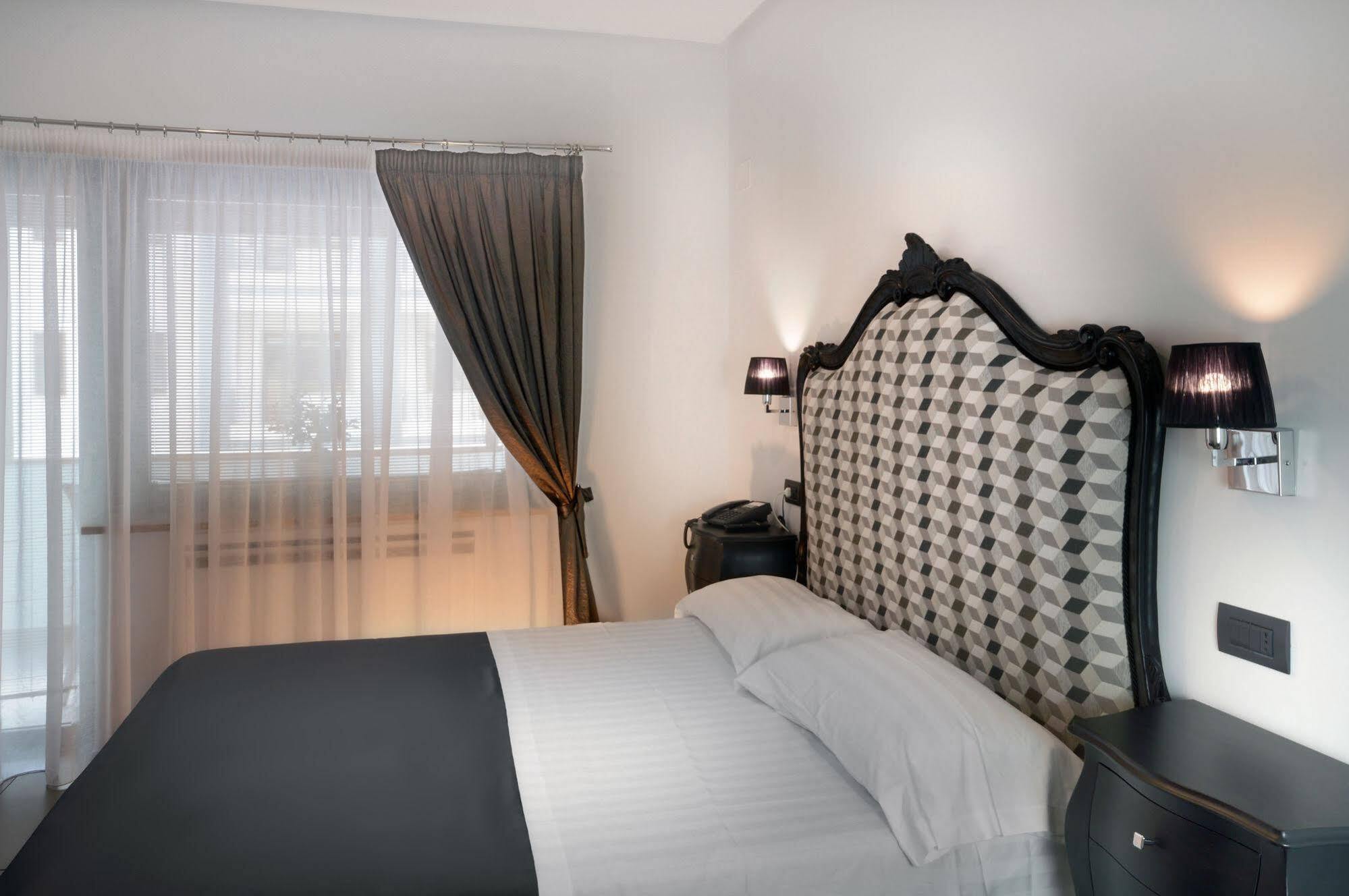 Barbarella Suite Napoli Eksteriør bilde